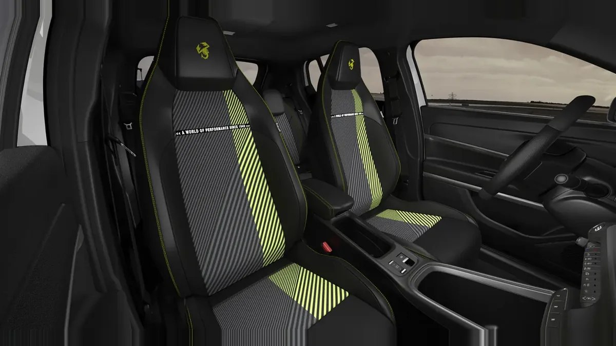 Abarth 600e Turismo en renting barato — vista 6