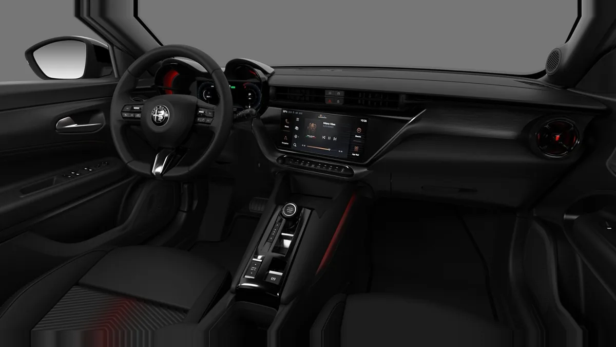 Alfa Romeo Junior Ibrida en renting barato — Delantera