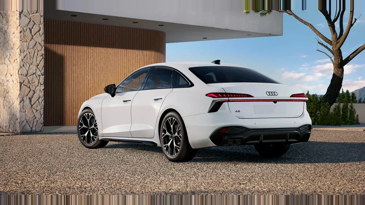 Audi A6 TDI 150kW (204CV) S Tronic Black Line en renting barato — Trasera
