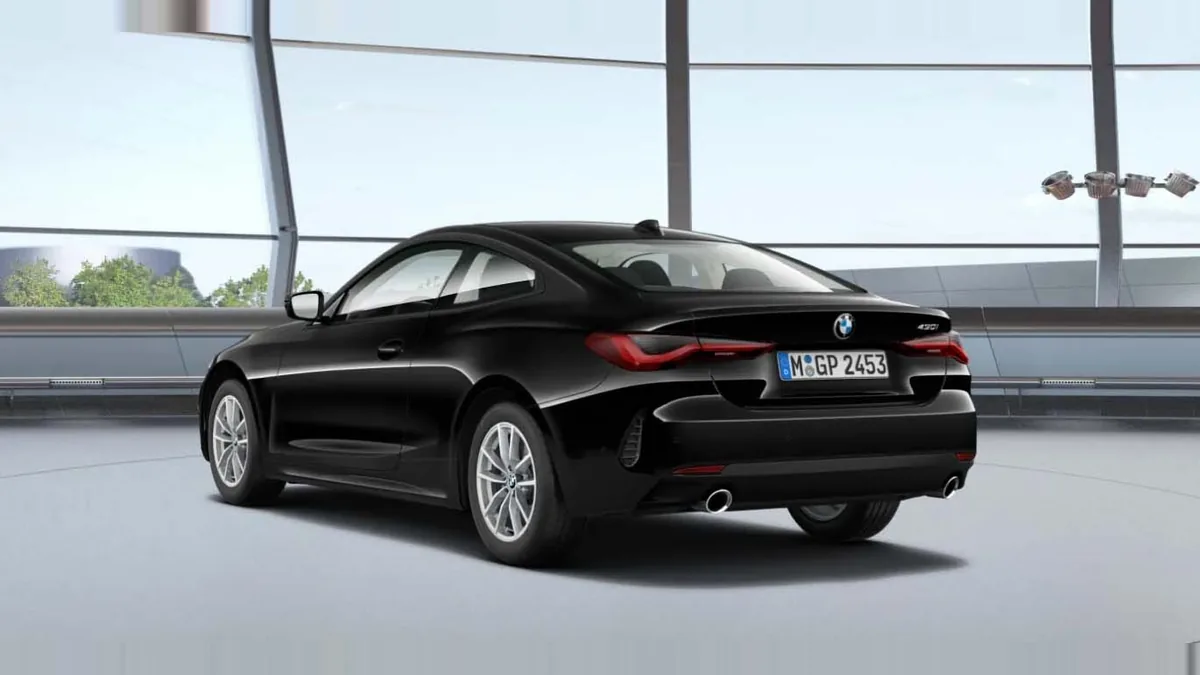 BMW Serie 4 430i xDrive Coupé en renting barato — Interior