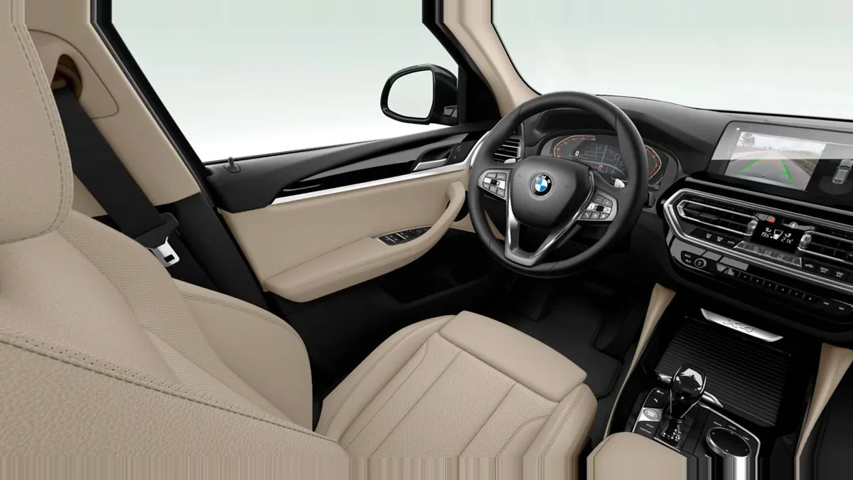BMW X4 xDrive20d xLine en renting barato — Trasera