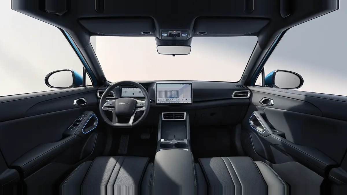 BYD ATTO 2 DM-i Boost en renting barato — Interior