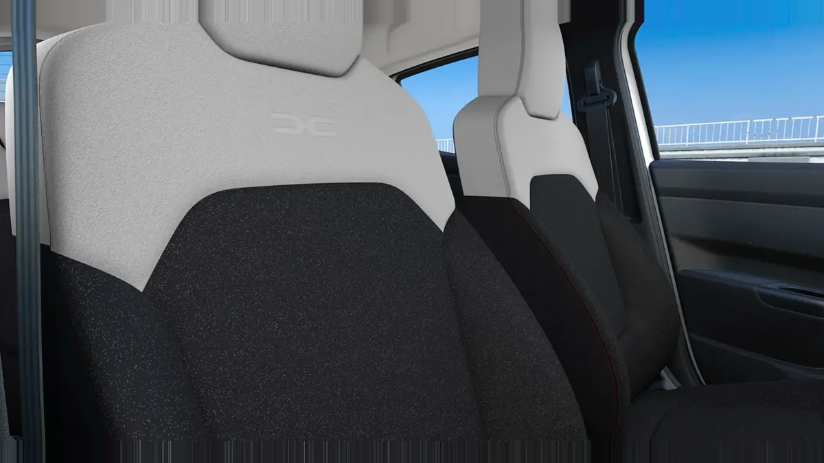 Dacia Spring Expression Electric 33kW (45CV) en renting barato — Interior
