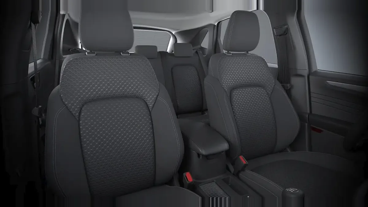 Ford Kuga Titanium 1.5 Ecoboost 150CV II en renting barato — vista 6