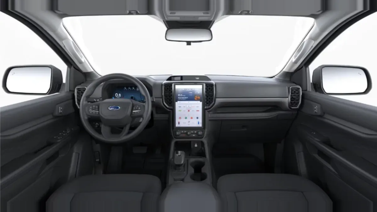Ford Ranger XLT Doble Cabina 3.0 EcoBlue V6 240CV Automático en renting barato — Delantera