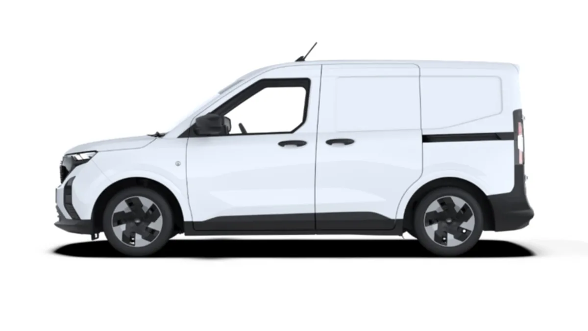 Ford Transit Courier Van Trend BEV 136cv Automática II en renting barato — Lateral