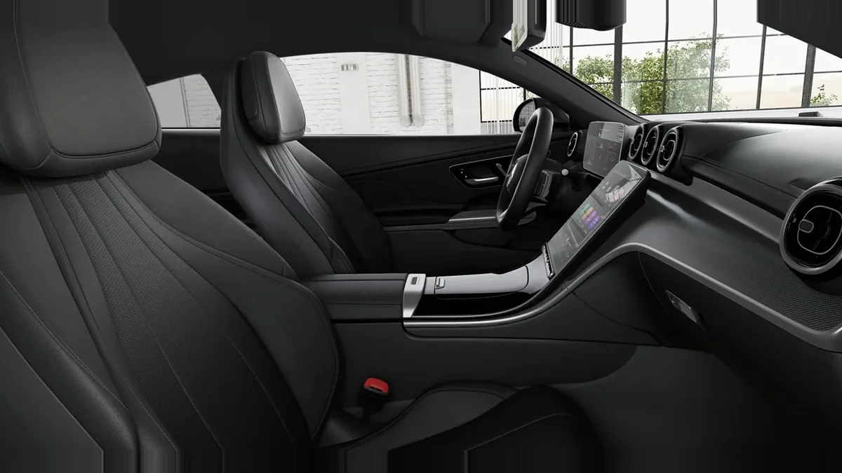 Mercedes-Benz CLE 220d Coupé en renting barato — Interior