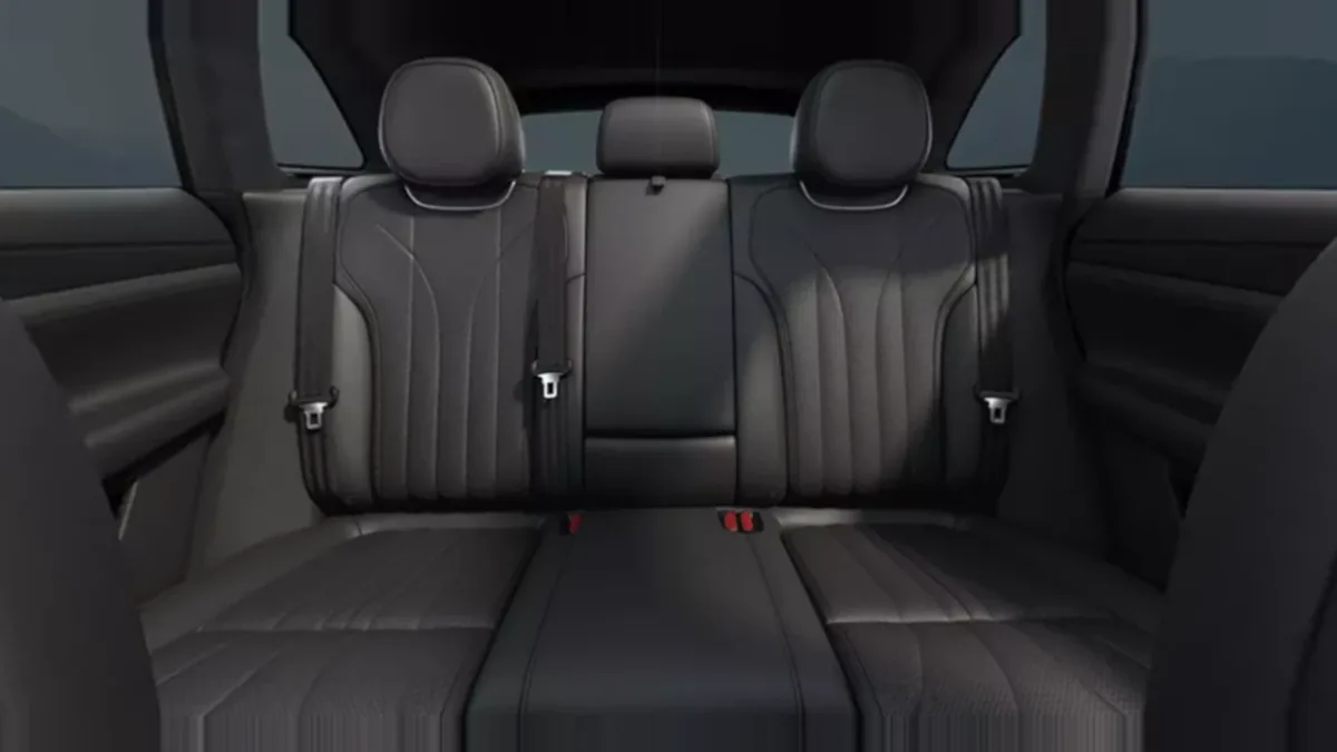 XPENG G9 RWD Long Range en renting barato — Interior